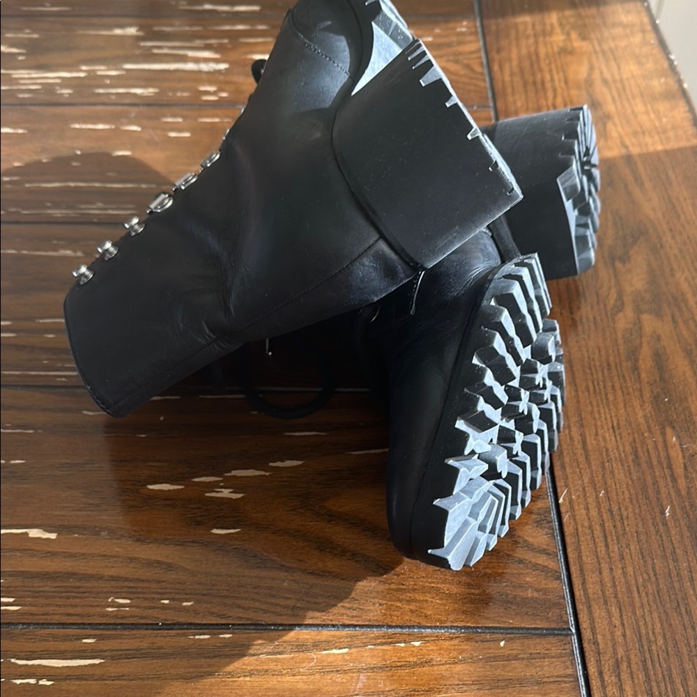 Breaking hearts & Burning rubber Combat Moto Boots - Picture 8 of 11